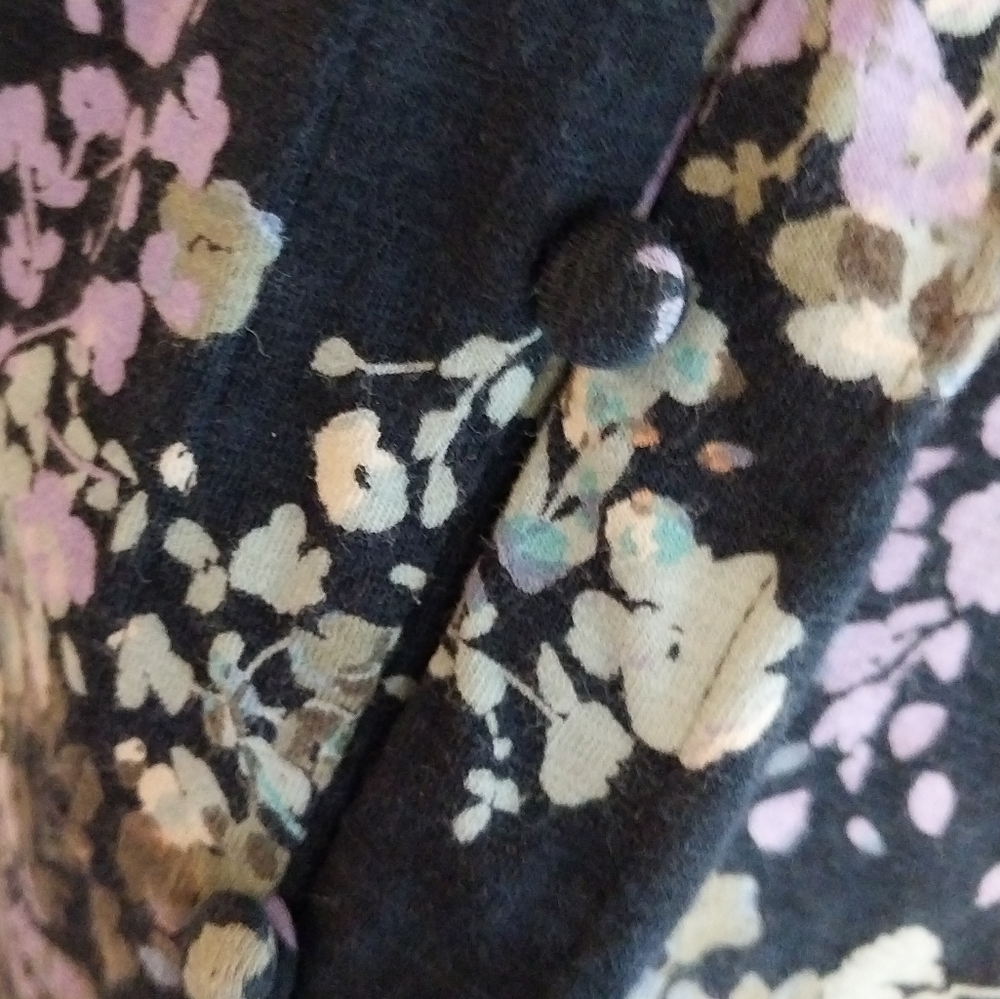 J. Jill Purple Floral Print Cotton Modal Blend Button Down V-Neck Tunic Top - Picture 8 of 8